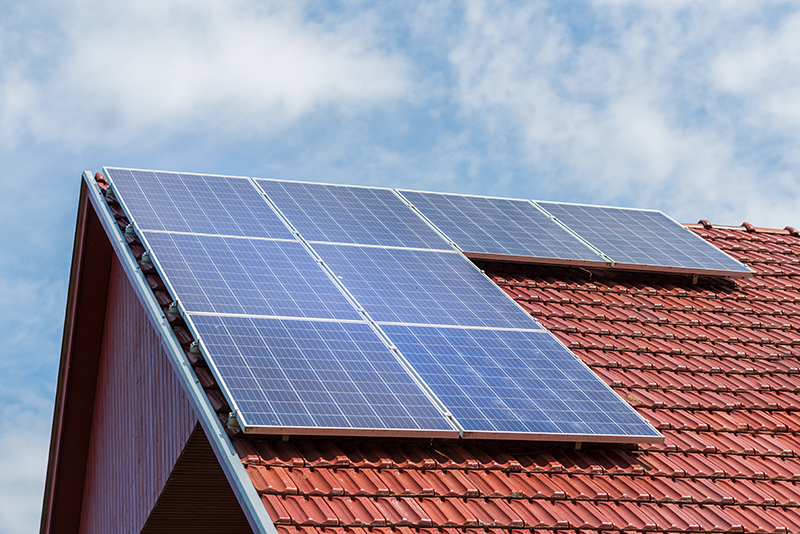 Energía solar fotovoltaica, ¿cuáles son sus beneficios?